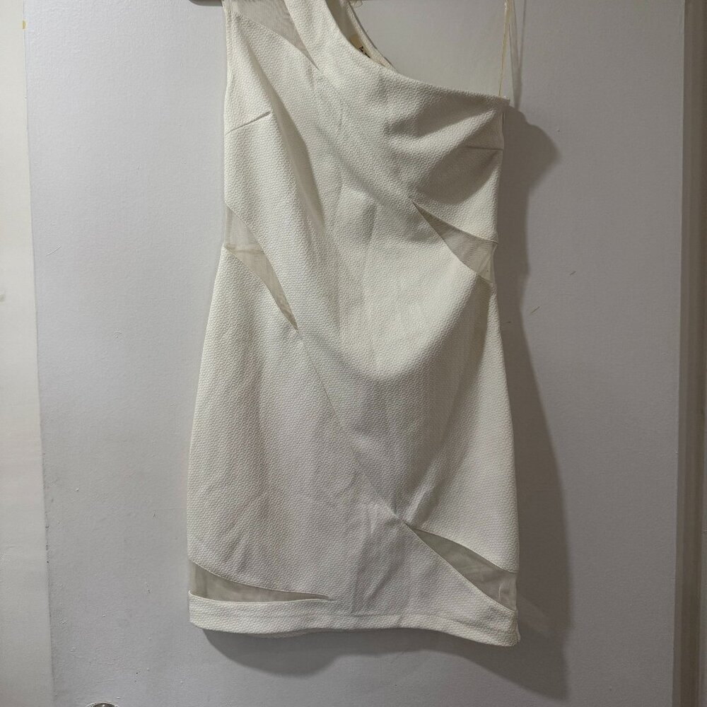 🤍 Zio New York One-Shoulder White Mini Dress – Size M - Picture 2 of 7